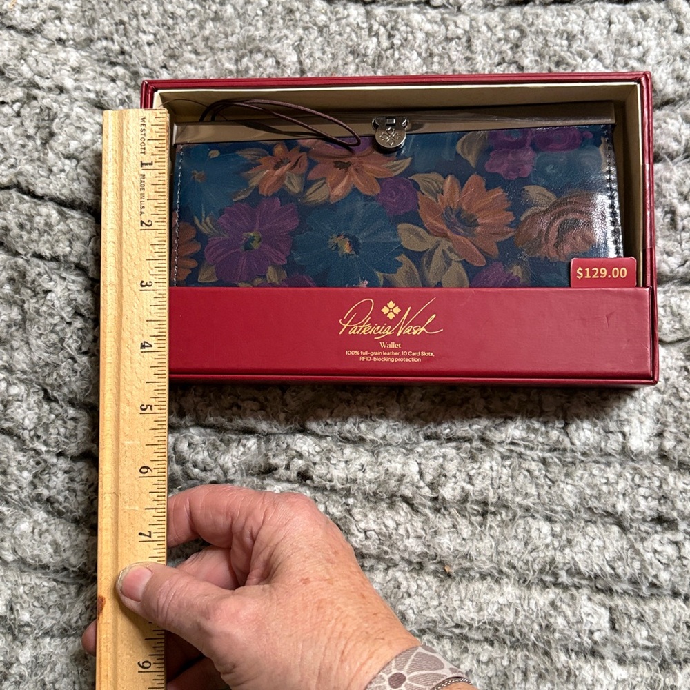 Patricia Nash Blue and Purple Floral wallet - Picture 7 of 7